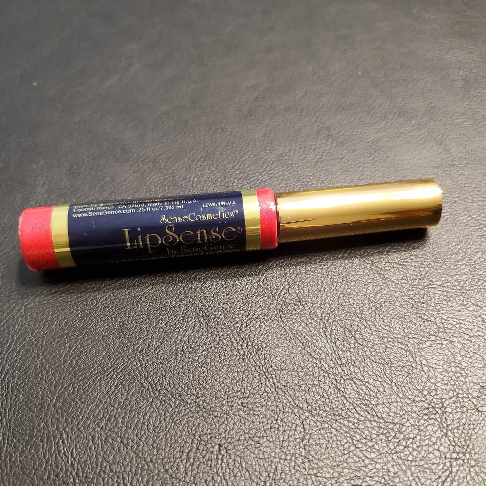 Lip gloss